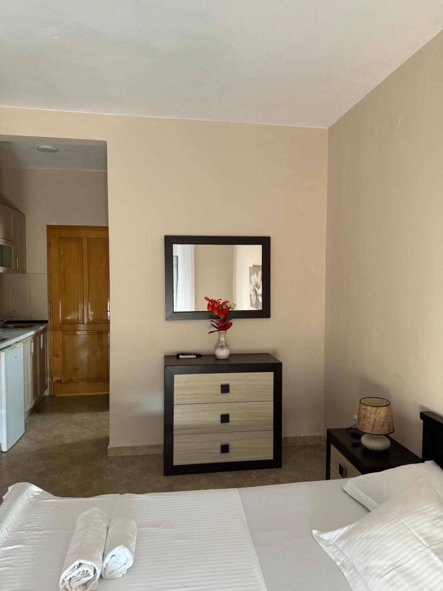 אולסינץ' Sunrise House Apartments מראה חיצוני תמונה