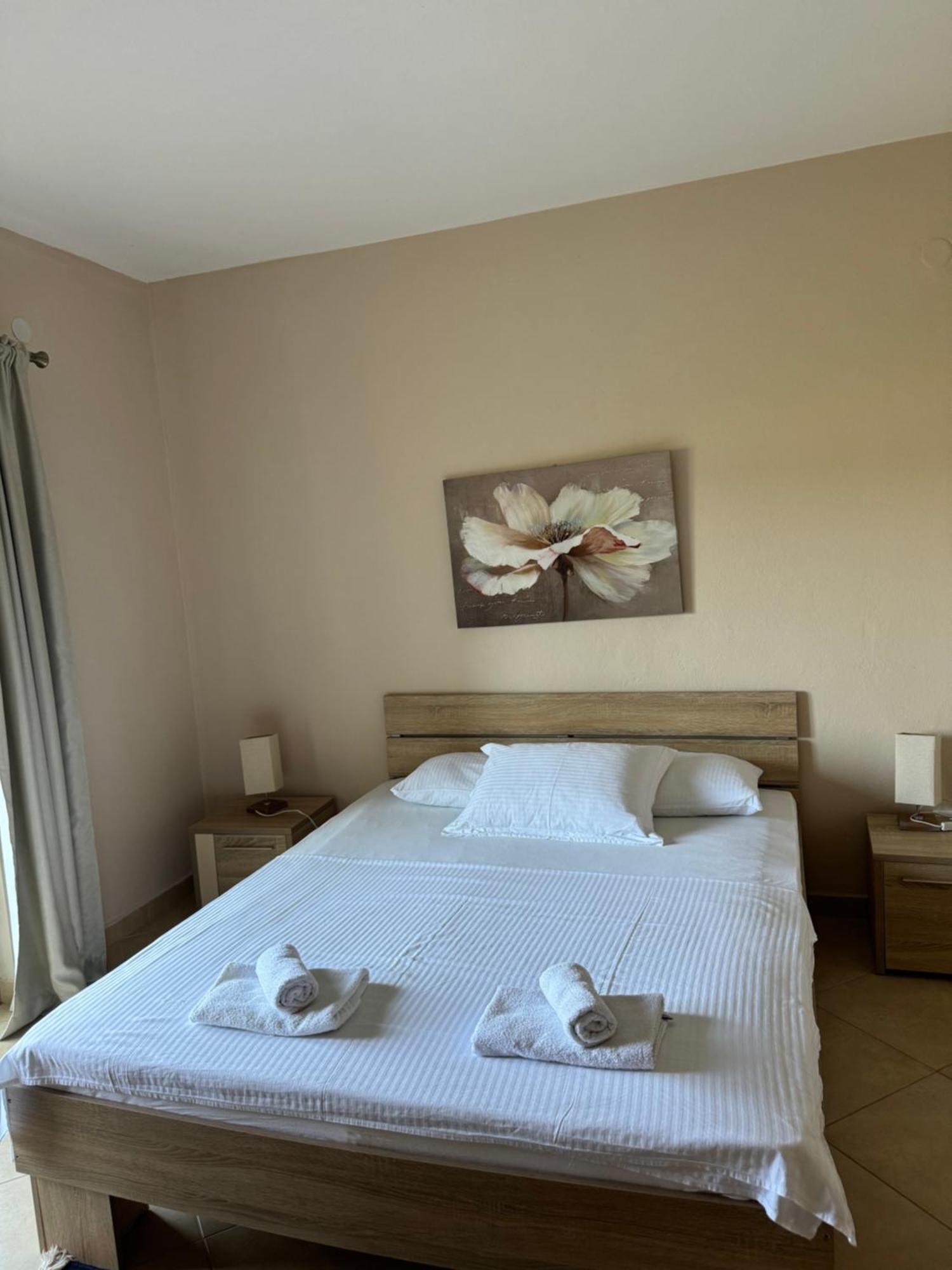 אולסינץ' Sunrise House Apartments מראה חיצוני תמונה