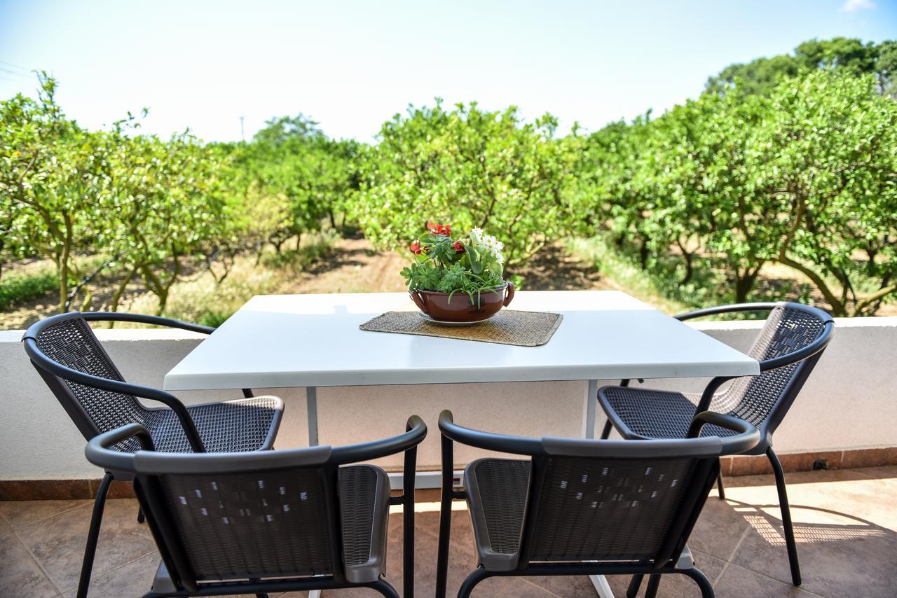 אולסינץ' Sunrise House Apartments מראה חיצוני תמונה