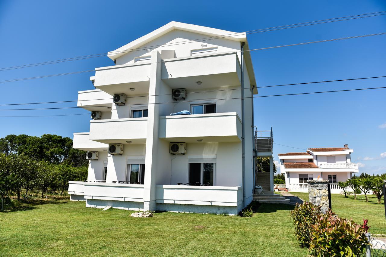אולסינץ' Sunrise House Apartments מראה חיצוני תמונה