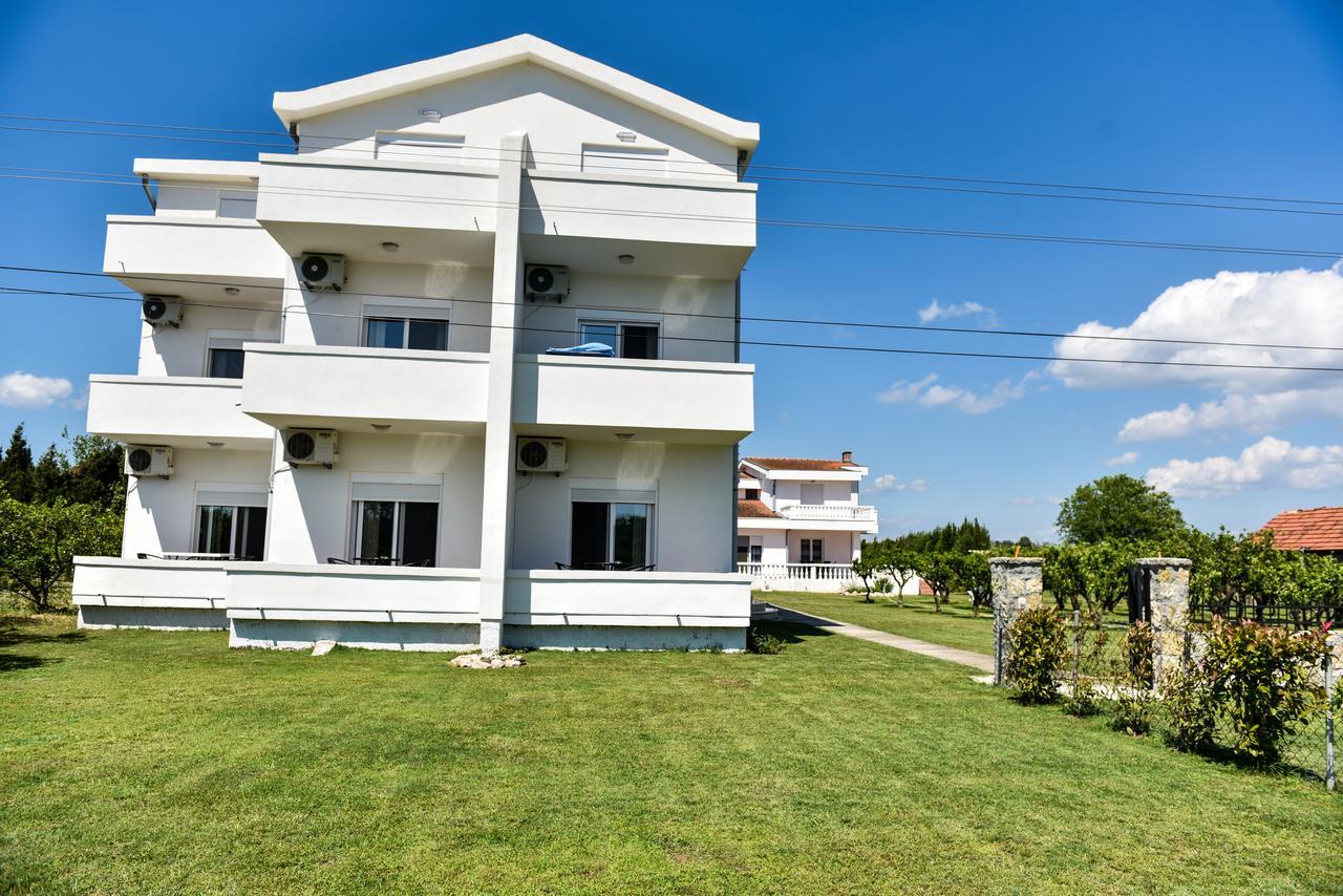 אולסינץ' Sunrise House Apartments מראה חיצוני תמונה