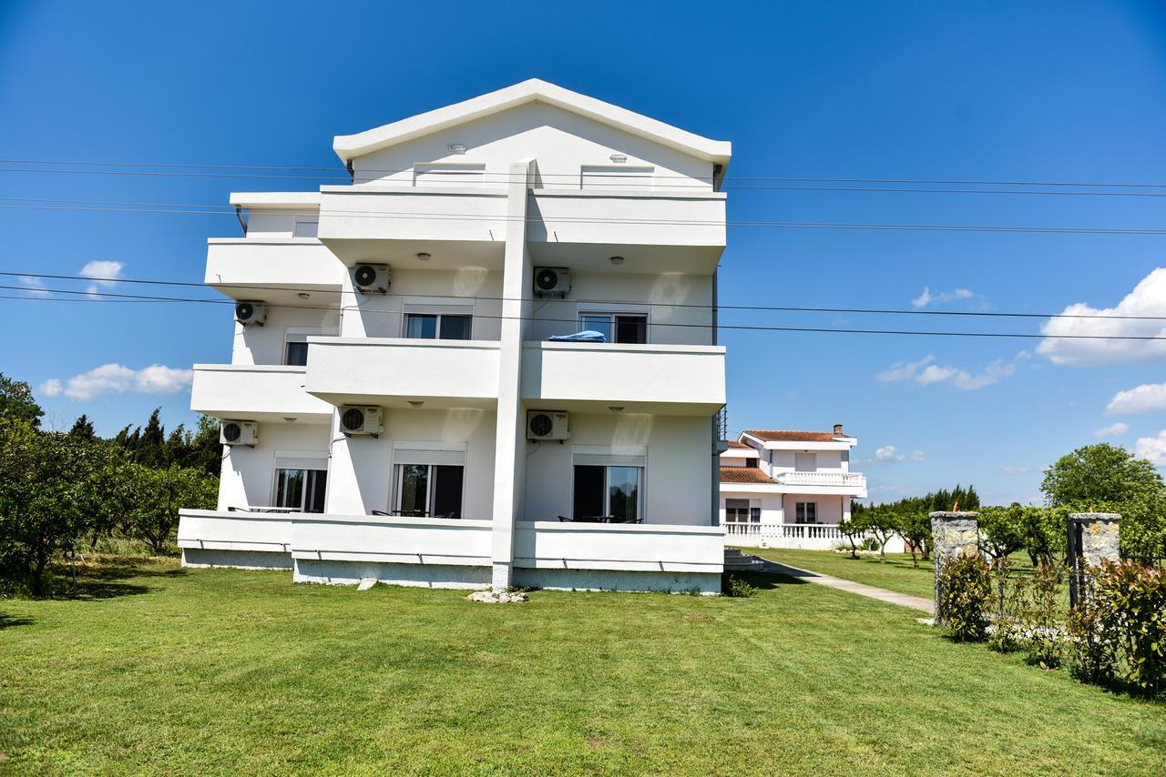 אולסינץ' Sunrise House Apartments מראה חיצוני תמונה