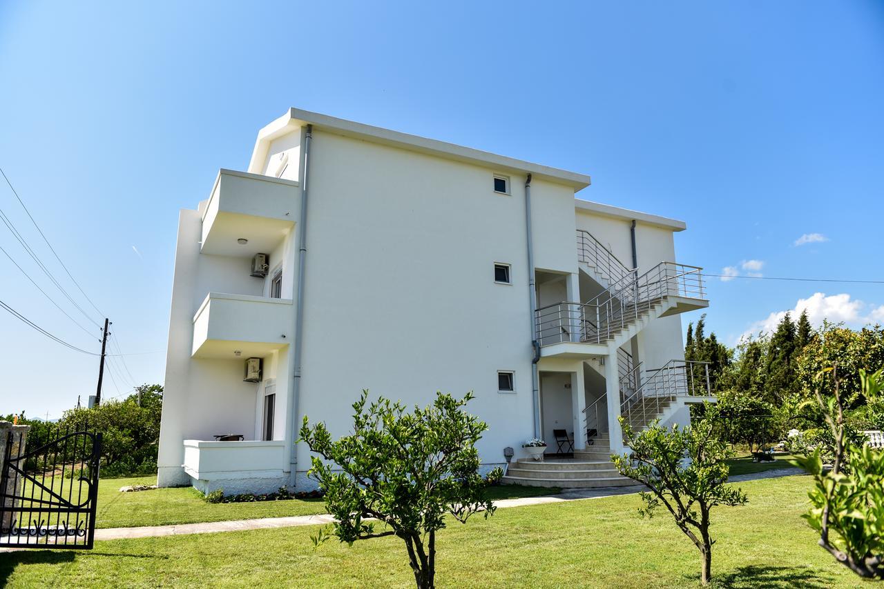 אולסינץ' Sunrise House Apartments מראה חיצוני תמונה